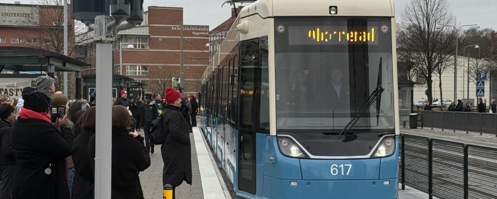 Bild från premiärturen på den nya spårvägen som ska köra från Lindholmen till Frihamnen. Foto: Göteborgs stad