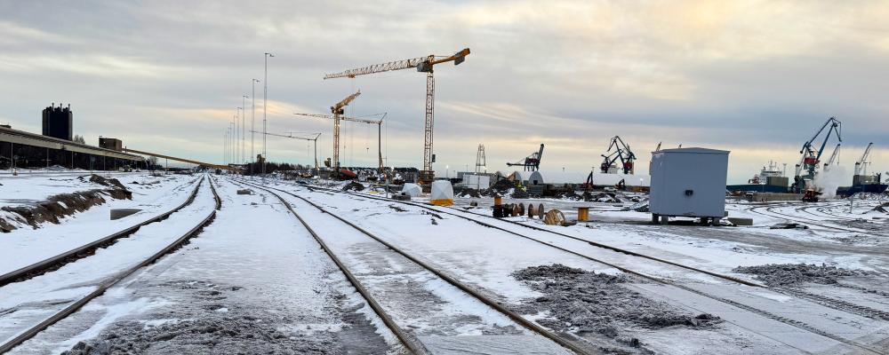 Totalt har fem kilometer spår rustats upp i Luleå Hamn. "Den ökade kapaciteten innebär att fler och tyngre tåg trafikera vår järnväg", säger Anders Dahl, vd för Luleå Hamn.