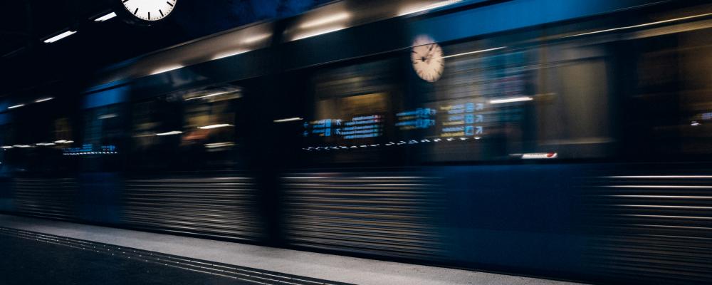 Region Stockholms trafikförvaltning har gått upp i stabsläge efter misstankar om grova mutbrott. Genrebild: hoch3media / unsplash