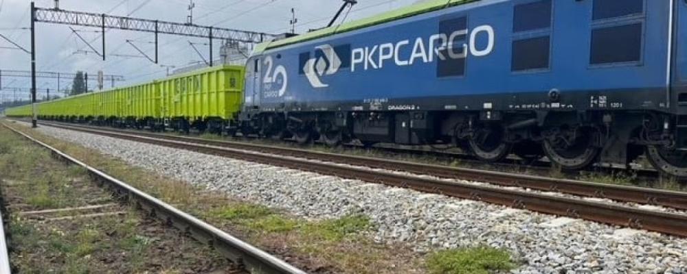 Med de nya vagnarna räknar PKP Cargo med att förbättra logistikflödena för byggmaterial över hela Polen och därmed bidra till snabbare leveranser och mer kostnadseffektiva byggprojekt. Foto: PKP Cargo