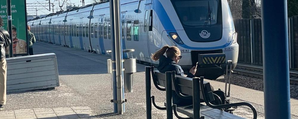 Den tidigare upphandlingen av pendeltågstrafiken 2024 fick bara ett anbud och avbröts. Nu inleds en ny process med förändrade villkor. Foto: Stina Wickenberg