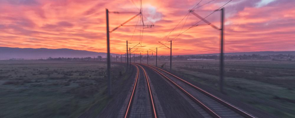Ramavtalet täcker hela kedjan från tidiga utredningar till färdiga upphandlingsunderlag och inkluderar framtagande av planhandlingar, systemhandlingar samt förfrågningsunderlag för utförande- och totalentreprenad.  Foto: konstantin planinski / unsplash