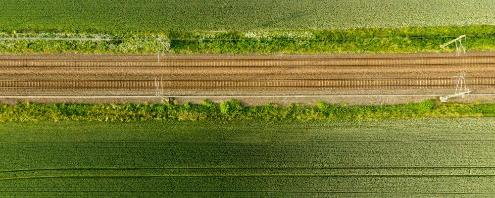 Sweco har fått i uppdrag av Trafikverket att genomföra en lokaliseringsutredning för två nya järnvägsspår Hässleholm–Lund. Foto: Sweco