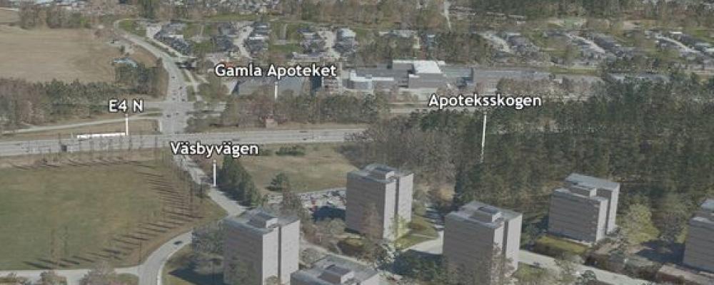 Upplands Väsby kommun vill ha en ny trafikplats på E4 i höjd med Väsbyvägen, cirka en kilometer norr om trafikplats Glädjen. 3D-bild framställd av Geodataenheten, Upplands Väsby kommun