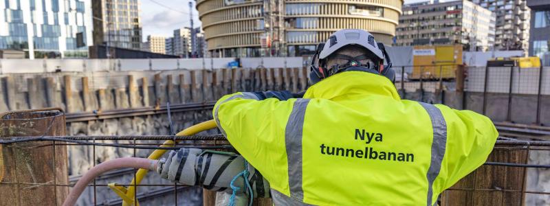 Utbyggnaden av nya tunnelbaneförbindelser är i full gång i Stockholmsområdet, men ytterligare 12 spårprojekt kan bli verklighet, enligt ett förslag från Region Stockholm som nu granskas av regionpolitikerna. Här pågår arbeten i Hagastaden i norra Stockholm stad med att bygga ut gröna linjen från Odenplan till Arenastaden.
FOTO: Liza Simonsson