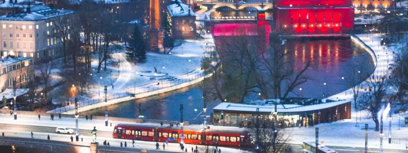 Tammerfors i kvällsljus. Foto: Tampereen Ratikka Oy