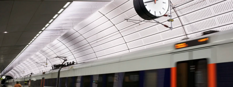 Den uppdaterade statistiken visar att det 2020 var 18 200 personer som dagligen arbetspendlade över Öresund. Foto: Region Skåne