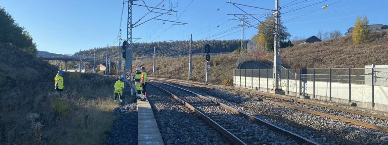 Rejlers ska dokumentera högspänningsanläggningar på järnvägarna i östra Norge. Foto: Rejlers