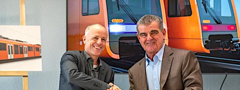 RBS:s VD Fabian Schmid (vänster) och Stadler-Rail:s förvaltningschef Peter Spuhler. Foto: rbs
