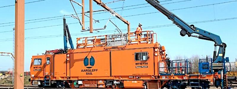 Aarsleff Rail har nyligen avslutat byggnationer av gångbroar och hissystem vid stationerna i Dale och Evanger på Bergensbanen i Norge, berättade en representant för Aarsleff Rail på mässan. Detta projekt är en del av den modernisering som genomförs för att förbättra kapaciteten och rusta stationerna för framtida trafik. 
Foto: Aarsleff Rail