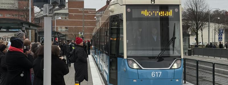 Bild från premiärturen på den nya spårvägen som ska köra från Lindholmen till Frihamnen. Foto: Göteborgs stad