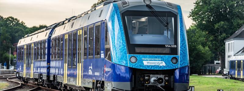 Alstom har länge använt bränsleceller från Cummins i sina Coradia iLint-tåg, som presenterades första gången 2016. Genom köpet får bolaget nu kontroll över centrala delar av tekniken bakom tågen. Foto: Alstom