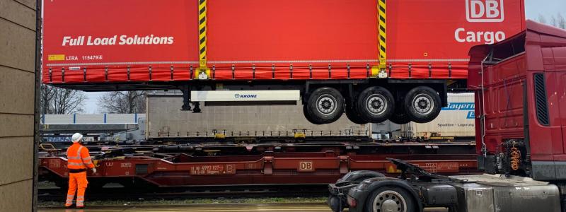 DB Cargo Full Load Solutions startar i egen regi intermodala transporter mellan Sverige och Italien. Foto: DB Cargo