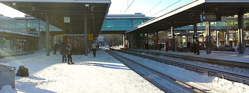 Esbo järnvägsstation i södra Finland. Foto: Wikipedia Common, kredit: Arttuh2010