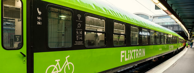 Alla vill resa billigt i jul. Foto: Flix