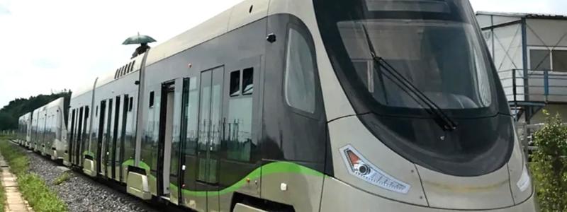 Ballard Power Systems, som försett vagnarna med bränsleceller och samarbetade med den kinesiska statliga tillverkaren CRRC Qingdao Sifang, har meddelat att de planerar att övergå till grön vätgas så snart priserna tillåter. Men än så länge är det oklart när detta kan ske.  Foto: Ballard Power Systems