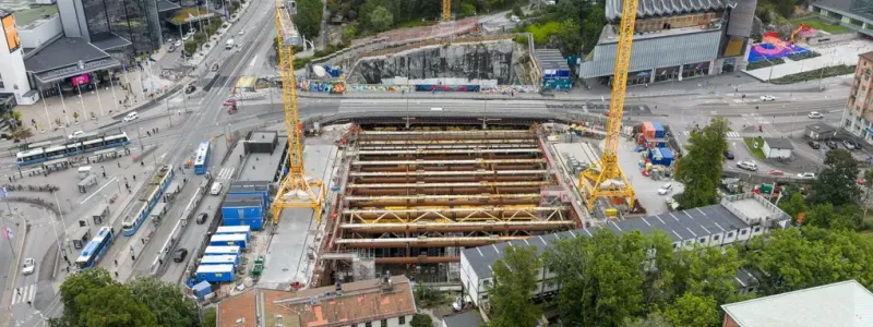 Knutpunkten Korsvägen, där det öppna schaktet för stationen är beläget. Foto: Kasper Dudzik