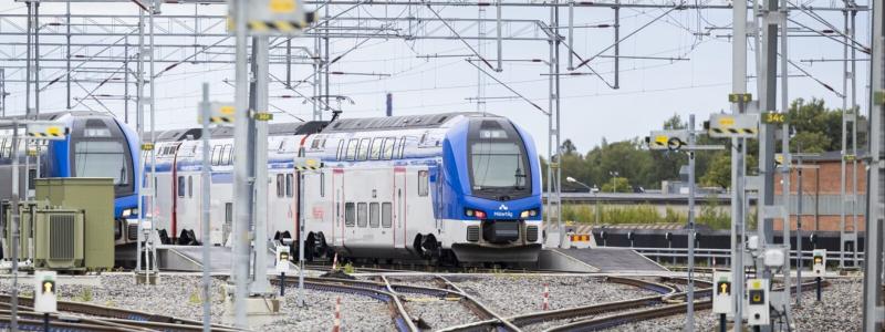 Tågtrafiken i Stockholm-Mälarregionen står stilla utan samhällsbyggare. Foto: Mälartåg