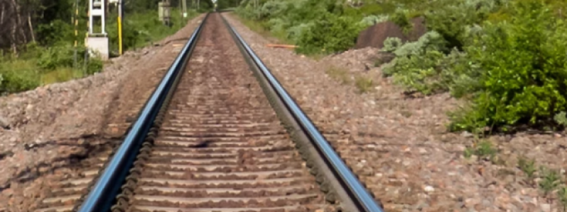 Planer finns på att bland annat öka tillåtna axeltrycket för tågen längs den 50 mil långa Malmbanan för att kunna lasta mer i vagnarna. Foto: Trafikverket