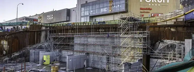 Nya tunnelbanan vid Nacka forum växer fram. Foto: Layher