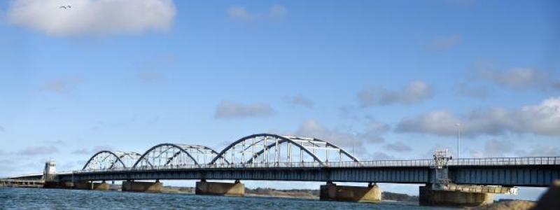 Nu ska järnvägen på Oddesundsbron uppgraderas. Foto: Banedanmark