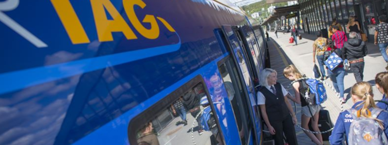 Resenärer från Vännäs och Vindeln kommuner att få åka buss. Foto: Vy