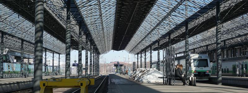 Centralstationen i Helsingfors Foto: Alban.py/Wikimedia Commons/https://commons.wikimedia.org/wiki/File:Central_railway_station_in_Helsinki,_Finland,_2022_March.jpg?uselang=sv