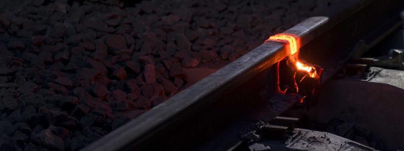 Infrakraft får Trafikverkets uppdrag att byta spår, kontaktledningar och ballast mellan Sala och Avesta Krylbo. Foto: Infrakraft