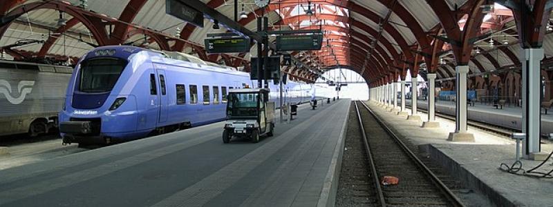 Skånetrafikens tåg vid Malmö central. Foto: Wikimedia Commons