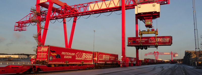 Rikskombiterminalen är en av Sveriges största fullserviceterminaler. Foto: Train Alliance