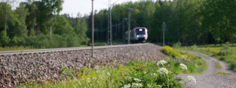 Ny app varnar trafikanter för tåg vid oskyddade plankorsningar. Foto: Trafikverket