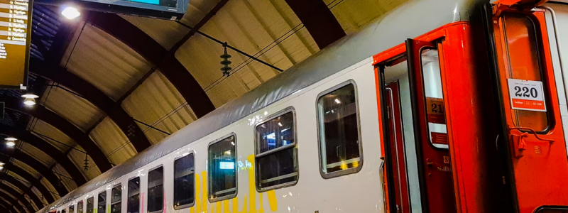 Snälltåget på Malmö Central. Foto: Linus Hall