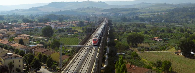 Tåg påväg genom Italien. Foto: Icomera