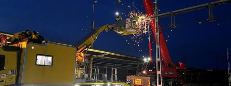 Kontaktledningsarbete på Värnamo bangård. Foto: Trafikverket