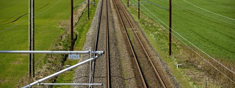 I Banedanmarks omfattande elektrifieringsprogram har turen kommit till sträckan mellan Fredericia och Aarhus. Foto: Banedanmark