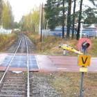 Projektet innebär att den drygt tre kilometer långa järnvägssträckan mellan Mora Strand och Lomsmyren elektrifieras. Foto: Trafikverket