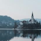 Intelligent Rail Summit är ett årligt återkommande evenemang som 2025 hålls i Bled, Slovenien. Foto: Febiyan/Unsplash