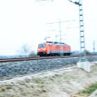 Enheterna skall installeras i lok runt om i Sverige och kontinuerligt sända precisions- och positionsdata till Trafikverkets interna system.  Foto: markus spiske/UNsplash