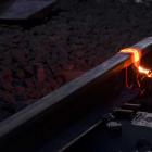 Infrakraft får Trafikverkets uppdrag att byta spår, kontaktledningar och ballast mellan Sala och Avesta Krylbo. Foto: Infrakraft