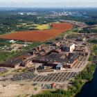 Imatra stad och det norska bolaget Norsk e-Fuel har ingått ett reservationsavtal om en tomt på sammanlagt cirka 20 hektar i Pelkolaområdet vid finsk-ryska gränsen, i omedelbar närhet av Ovakos stålverk. I avtalet ingår dessutom en option på ytterligare ett område av nästan motsvarande storlek. Foto: Imatra Stad