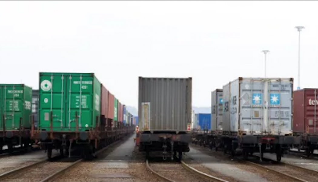 Smart port som läser av järnvägsgodset automatiskt testas i Göteborg. Foto: Trafikverket
