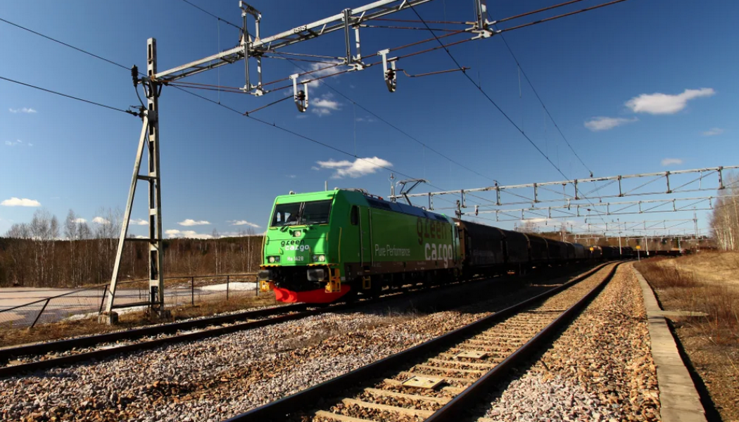 Behovet av dubbelspår mellan Hallsberg och Mjölby är en av Sveriges mest akuta och efterfrågade järnvägsinvesteringar. Foto: Green Cargo