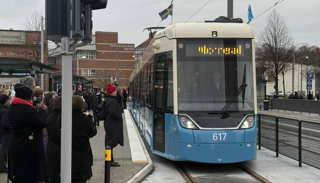 Bild från premiärturen på den nya spårvägen som ska köra från Lindholmen till Frihamnen. Foto: Göteborgs stad