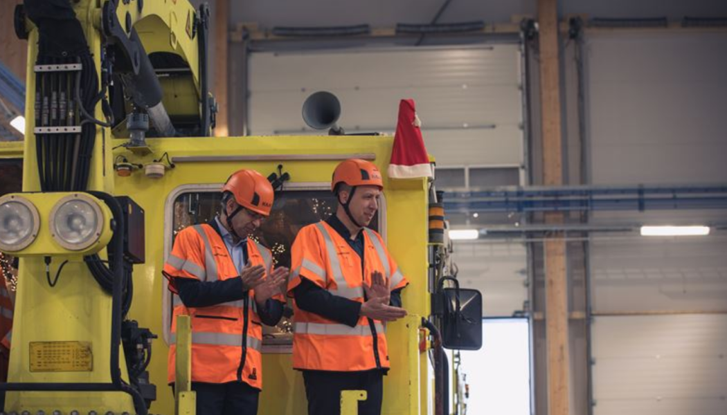 Nu har Infranord tagit en ny modern verkstad för underhåll av järnvägsfordon i bruk i Hallsberg. Foto: Infranord