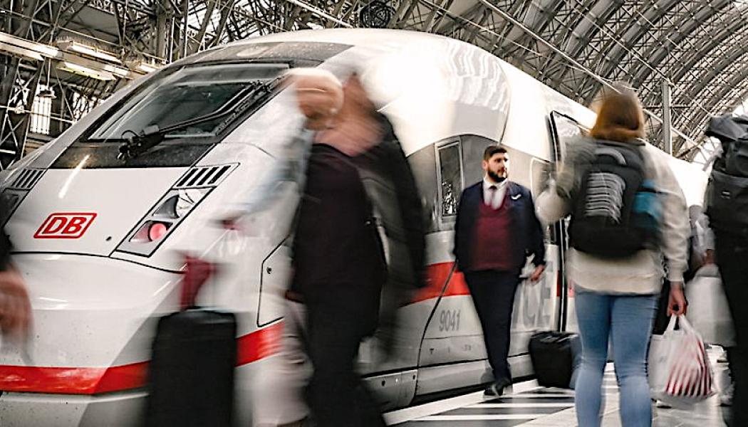 Sträckan Hamburg–Berlin är en av Tysklands viktigaste järnvägskorridorer och används dagligen av både regionaltrafik, höghastighetståg och omfattande godstransporter. Foto: DB