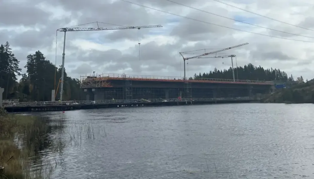 Bladsjön vid Tibons nordöstra spets i Laxå kommun. Foto: Trafikverket
