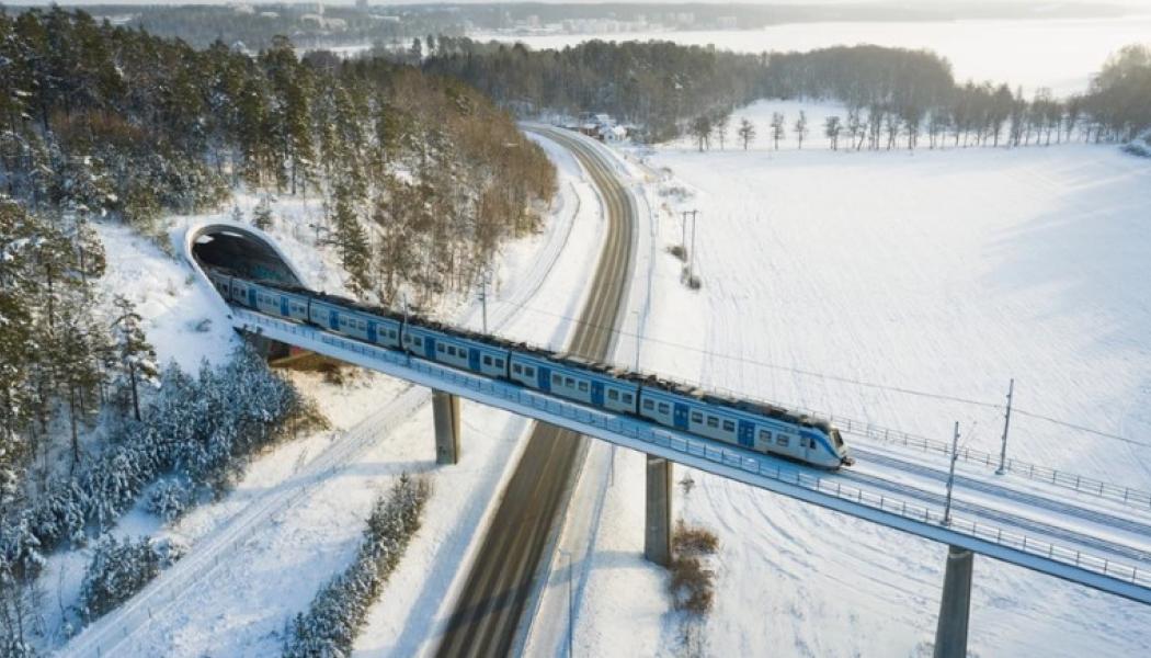 Beslutet från regeringen har inga villkor, vilket innebär att Trafikverket får klartecken att fortsätta arbetet med att förbereda byggstarter längs sträckan. Foto: Trafikverket