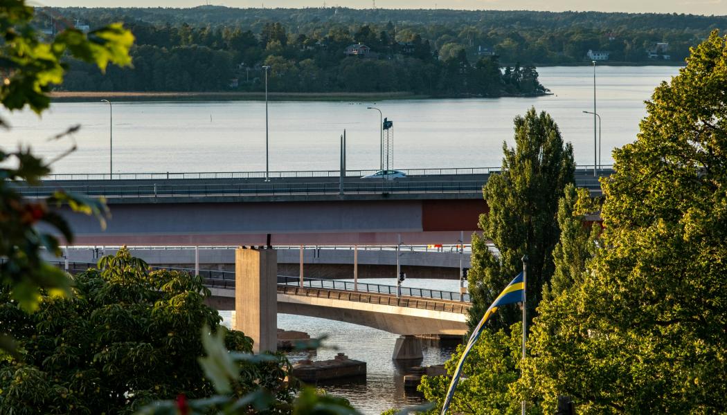 Lidingö stad och SL har länge varit oense om flera saker. Foto: hanlin sun/unsplash