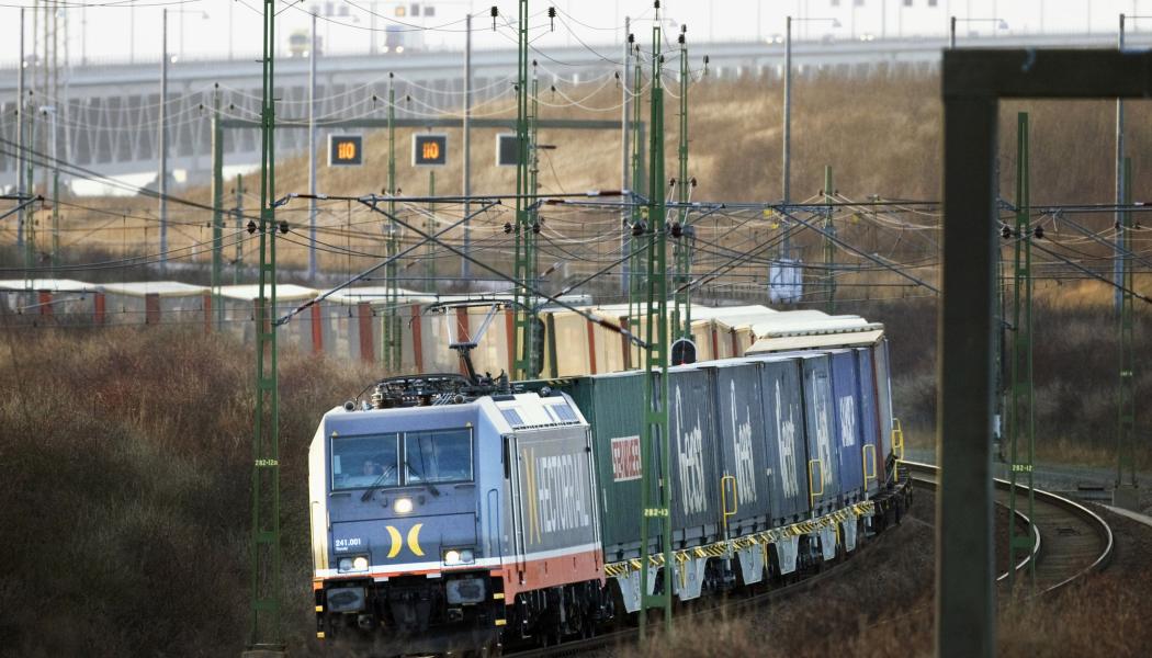 Samhällets logistikbehov växer ständigt och varje år ökar antalet godstransporter. Foto: Hector Rail.