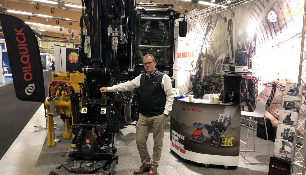 Johan Schedin, key-account manager på Hudiksvallsbaserade Oilquick, visade företagets fullautomatiska snabbfästessystem på järnvägsmässan Elmia Nordic Rail.